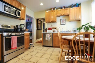 15 Hallam St, Unit 1 in Boston, MA - Building Photo