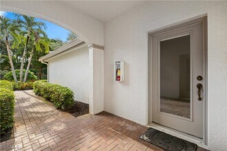 10392 Autumn Breeze Dr in Bonita Springs, FL - Building Photo - Building Photo