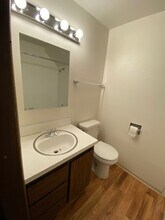 Bellevue Vista in Bellevue, WA - Building Photo - Interior Photo