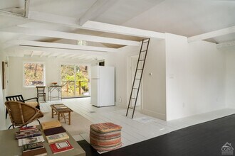 27 Eagle St in Hudson, NY - Building Photo - Building Photo