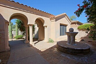 9311 E Cavalry Dr in Scottsdale, AZ - Building Photo - Building Photo