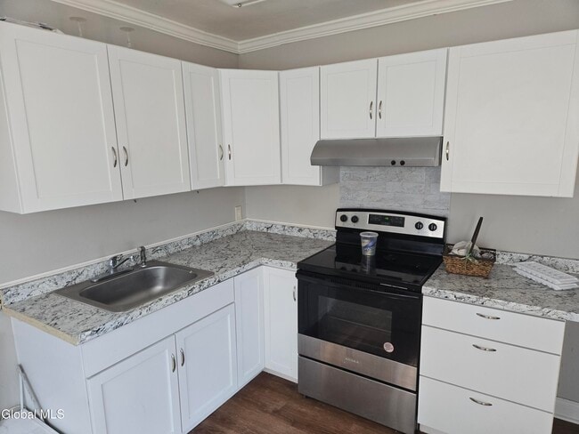 318 Ridge St in Glens Falls, NY - Building Photo - Building Photo