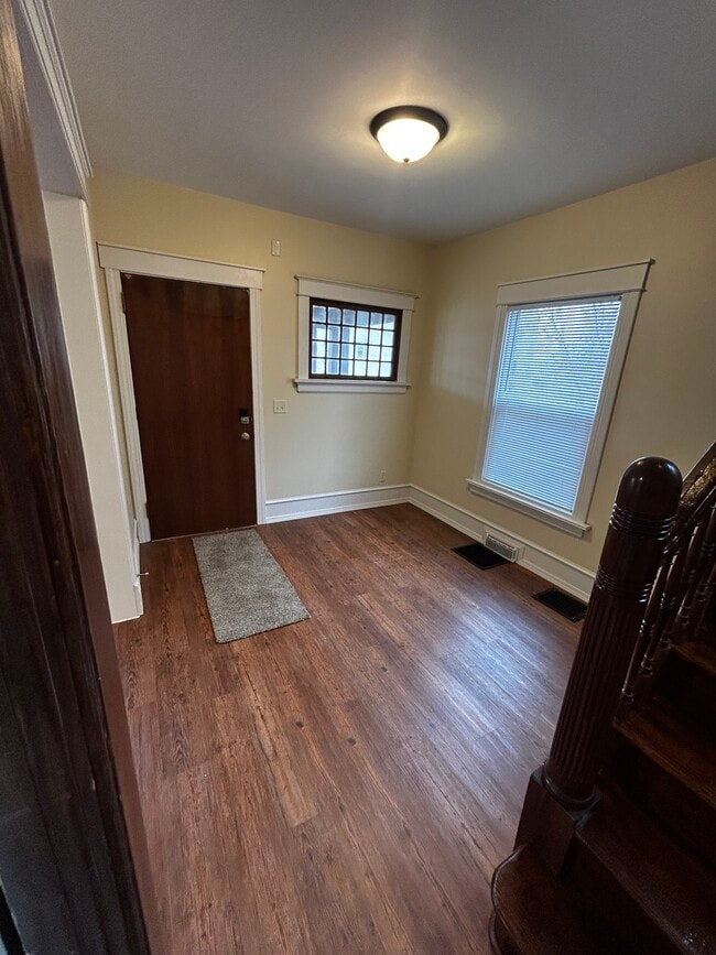 328 14th St SE in Cedar Rapids, IA - Foto de edificio - Building Photo