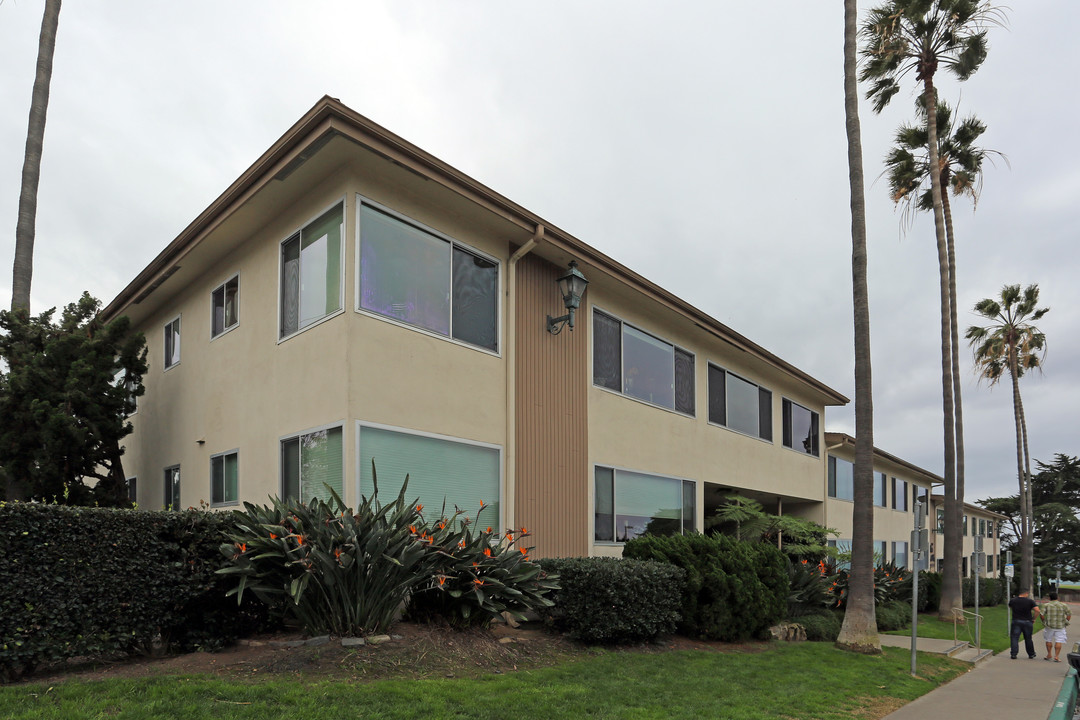 Vista Del Mar in Del Mar, CA - Foto de edificio