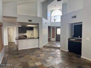 3230 E Briarwood Terrace in Phoenix, AZ - Building Photo - Building Photo