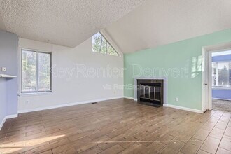 12404 E Tennessee Cir in Aurora, CO - Building Photo - Building Photo