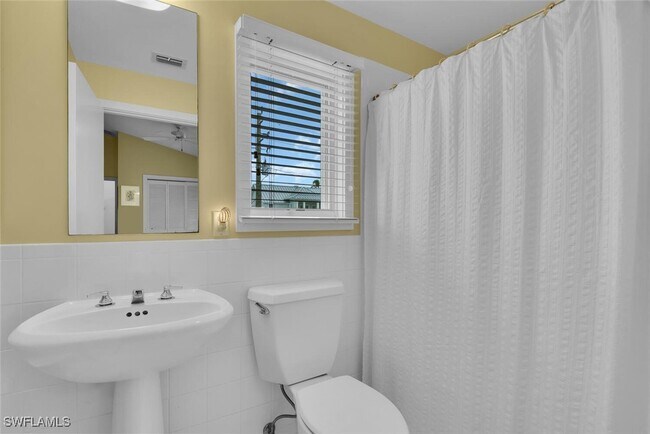 223 11th Ave S in Naples, FL - Building Photo - Building Photo