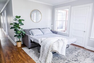 111 E Screven St in Milledgeville, GA - Building Photo - Building Photo