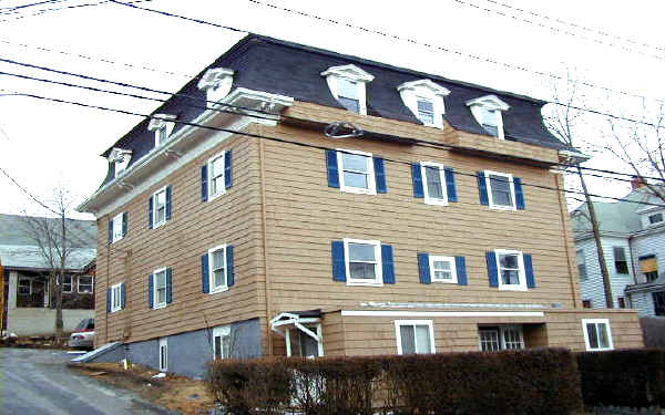 45 Tudor St in Lynn, MA - Foto de edificio