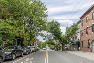 355 Van Brunt St in Brooklyn, NY - Building Photo - Building Photo