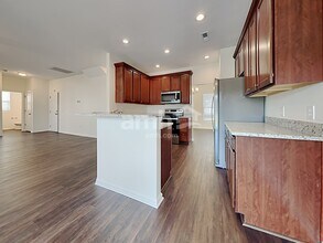 136 Marinella Dr in Goose Creek, SC - Foto de edificio - Building Photo