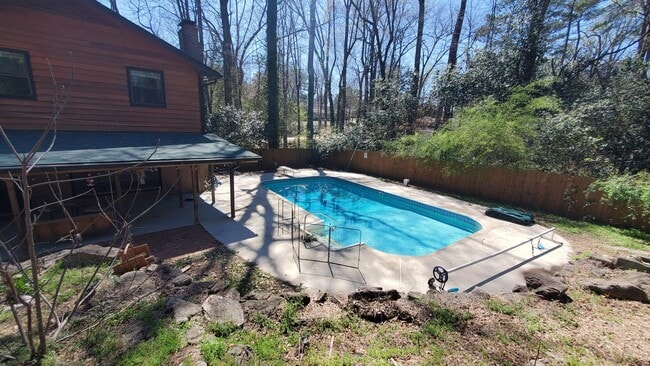 1799 Wiggins Cir SW in Conyers, GA - Building Photo - Building Photo