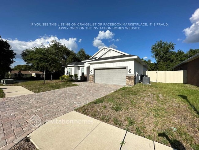 225 Majestic Sundown Ct in Brandon, FL - Building Photo - Building Photo