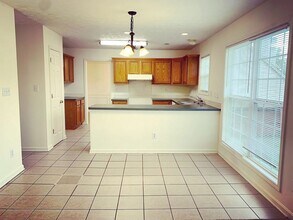 8504 Bucking Trail Ct in Louisville, KY - Building Photo - Building Photo