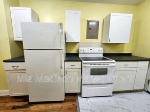 131 Hibiscus Ave in Savannah, GA - Building Photo - Building Photo
