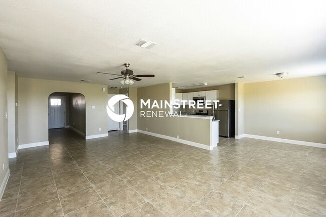 3919 Mist Flower Dr in Converse, TX - Building Photo - Building Photo