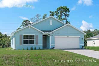 25222 Cadiz Dr in Punta Gorda, FL - Building Photo - Building Photo
