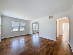 3800 Dartmouth Ave N in St. Petersburg, FL - Building Photo - Building Photo