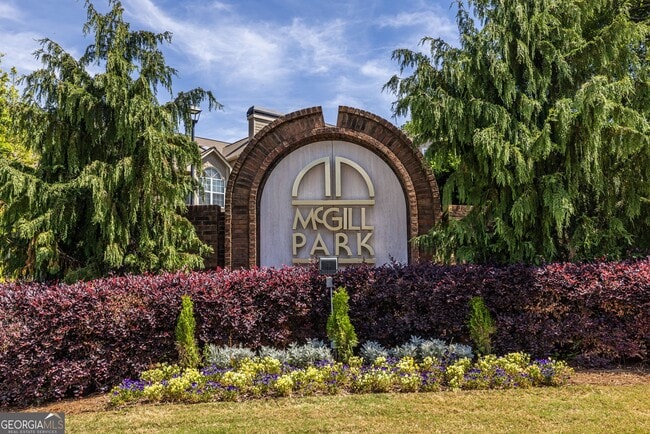 property at 1101 McGill Park Ave NE