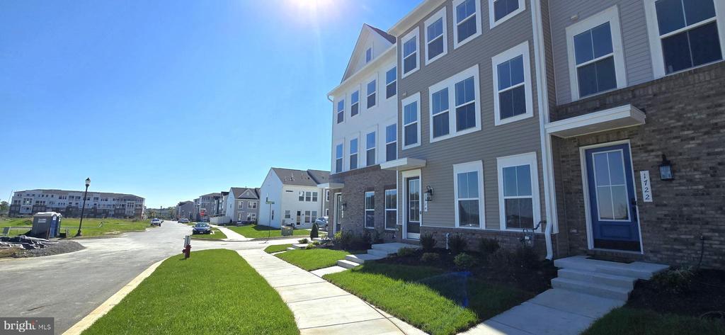 1726 Blacksmith Wy in Frederick, MD - Building Photo