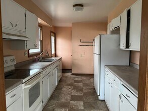 506 Meadow St in Iowa City, IA - Building Photo - Building Photo