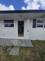 26633 SW 138th Ct in Homestead, FL - Building Photo