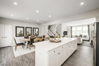 1480 Chenin Run in Avon, OH - Building Photo - Building Photo