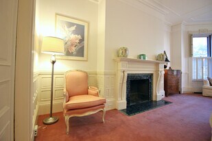 388 Commonwealth Ave, Unit 383 CW- 1 in Boston, MA - Building Photo
