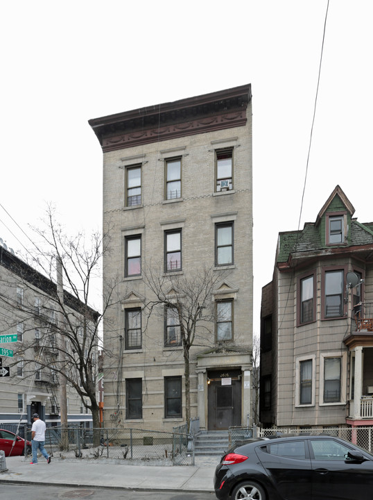 2676 Marion Ave in Bronx, NY - Building Photo