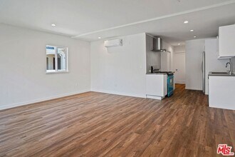 1166 Cochran Ave in Los Angeles, CA - Building Photo - Building Photo