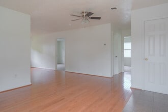 907 Giles Rd in Blacksburg, VA - Building Photo - Building Photo