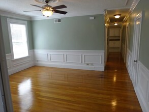 57 Riverdale St, Unit #1 in Boston, MA - Foto de edificio - Building Photo