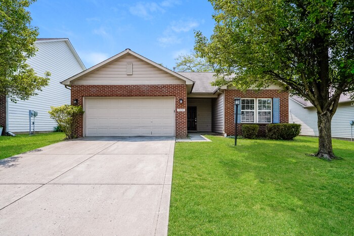 7159 Dublin Ln in Indianapolis, IN - Building Photo