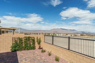10848 Corliss River Ave in Las Vegas, NV - Building Photo - Building Photo