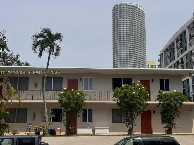 property at 435 SW 5th St