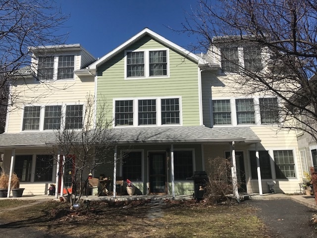 33 Montgomery St, Unit #F