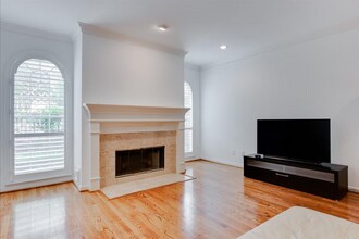 2307 Huldy St in Houston, TX - Building Photo - Building Photo