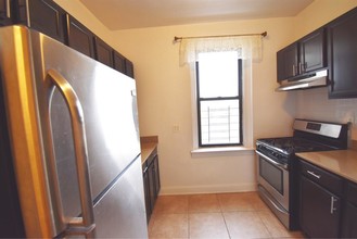 25-74 33rd St-Unit -5k in Queens, NY - Building Photo - Building Photo