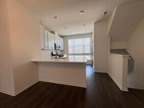 2232 Venture Dr in Schaumburg, IL - Building Photo - Building Photo