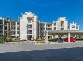 920 Tidewater Shores Loop, Unit 307 in Bradenton, FL - Building Photo