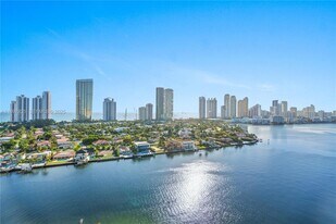 19101 NE 36th Pl in Aventura, FL - Building Photo