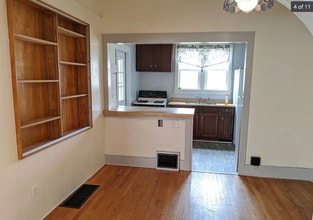 816 W Grand Ave in Muskegon, MI - Building Photo - Building Photo