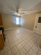 1720 N Astor St, Unit 1720 in Milwaukee, WI - Building Photo - Building Photo