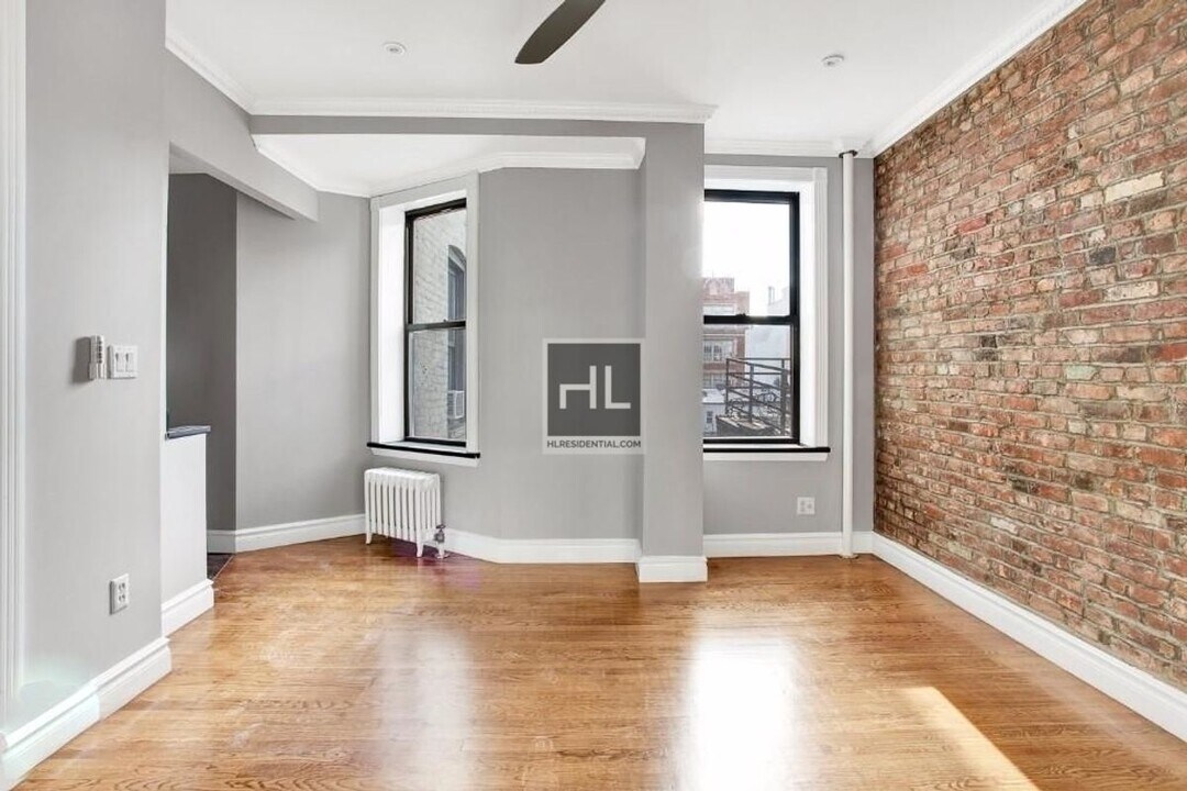 East 13th Street in New York, NY - Building Photo