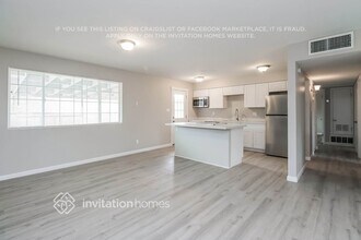 427 E Riviera Dr in Tempe, AZ - Foto de edificio - Building Photo