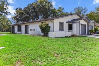 83 Golfview Dr in Homosassa, FL - Building Photo - Building Photo