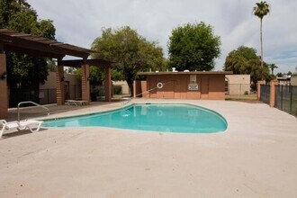 6004 W Augusta Ave, Unit 6004 in Glendale, AZ - Building Photo - Building Photo