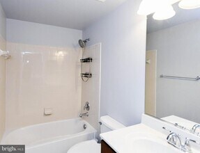 608 Parkside Pl NE in Washington, DC - Building Photo - Building Photo