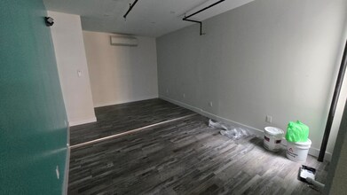 64 Logan Ave in Jersey City, NJ - Building Photo - Building Photo