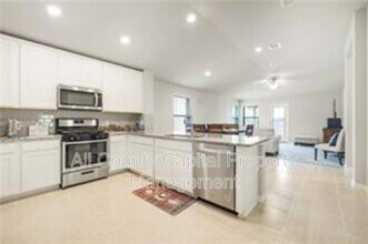 12313 Caldera Wy in Manor, TX - Building Photo - Building Photo